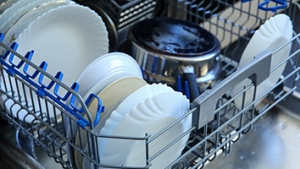 تعمیر و برطرف کردن مشکل خشک نشدن ظروف در ماشین ظرفشویی